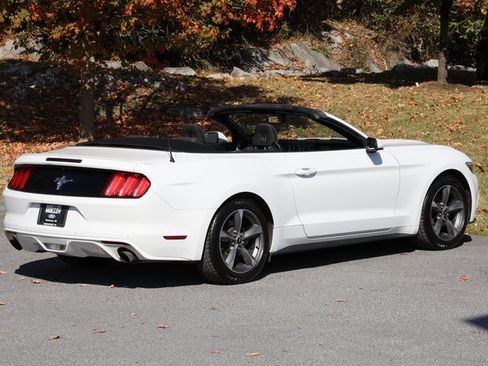 Used 2015 Ford Mustang Convertible w/ Equipment Group 051A image 28