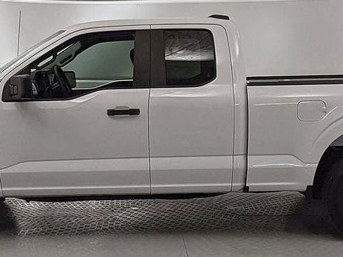 Certified 2022 Ford F150 XL RWD image 5