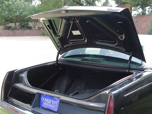 Used 1996 Cadillac Fleetwood Brougham RWD image 55