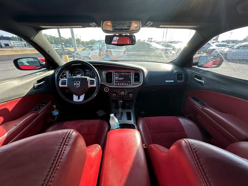 Used 2014 Dodge Charger R/T RWD image 11