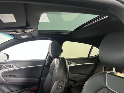 Used 2023 Genesis G70 2.0T w/ Sport Prestige Package image 26