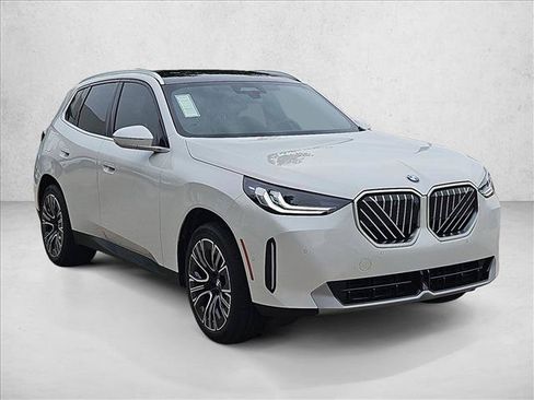 Used 2026 BMW X3 xDrive30i w/ Premium Package AWD/4WD image 2