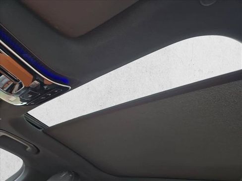 Used 2023 Mercedes-Benz C 300 Sedan image 11