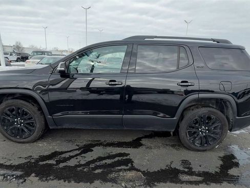 Used 2023 GMC Acadia SLT w/ Elevation Edition image 5