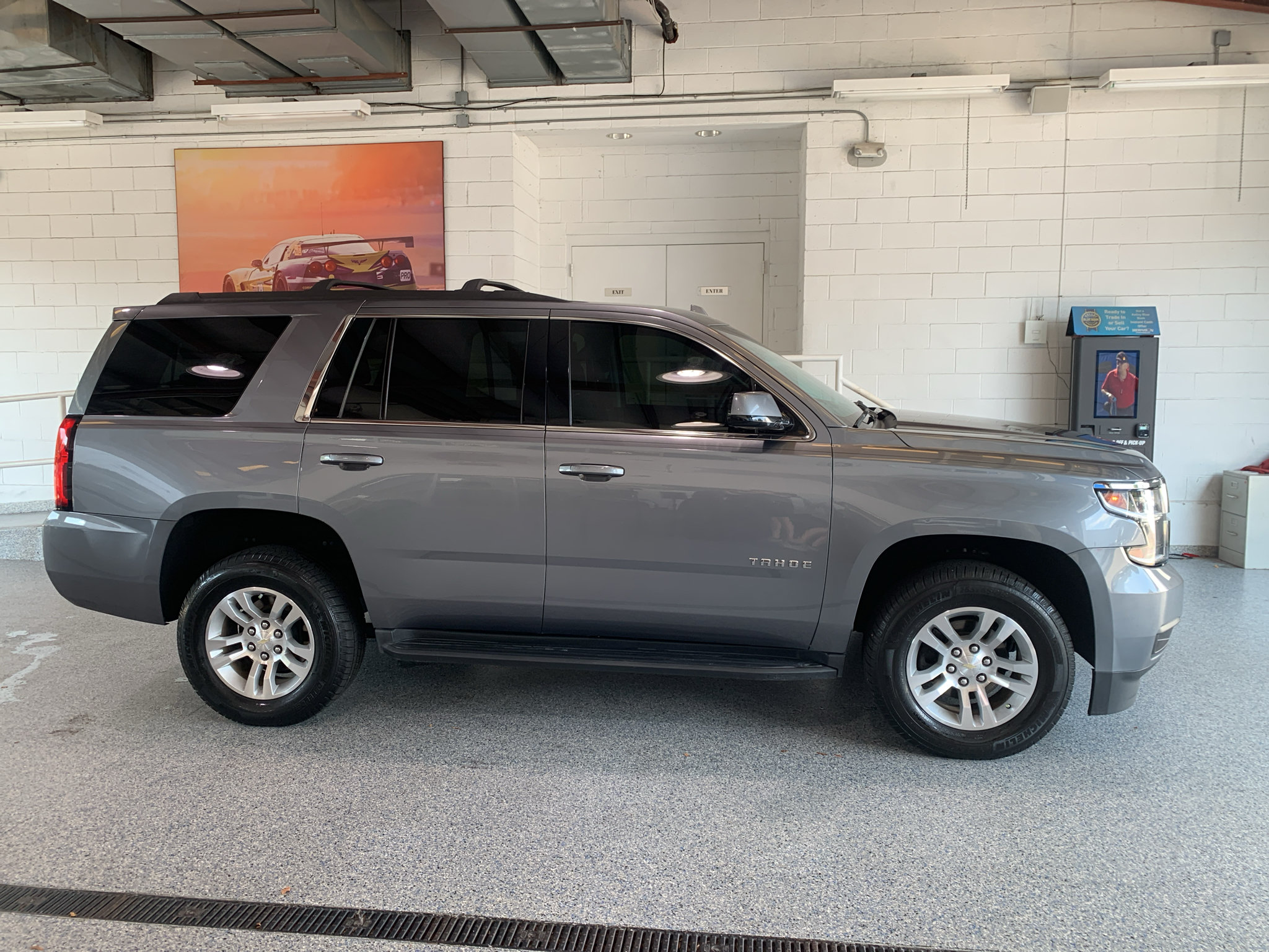 Used 2020 Chevrolet Tahoe LS AWD/4WD image 13