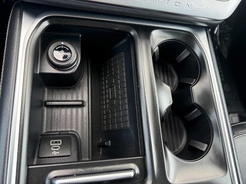 Used 2025 Ford Expedition Max Platinum AWD/4WD image 54