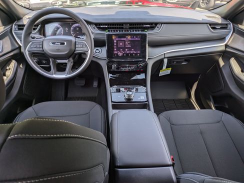 New 2025 Jeep Grand Cherokee Laredo X w/ Trailer Tow Package image 22