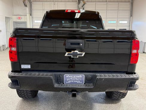 Used 2018 Chevrolet Silverado 1500 LT w/ All Star Edition AWD/4WD image 3