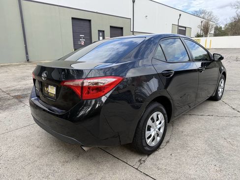 Used 2018 Toyota Corolla L image 8