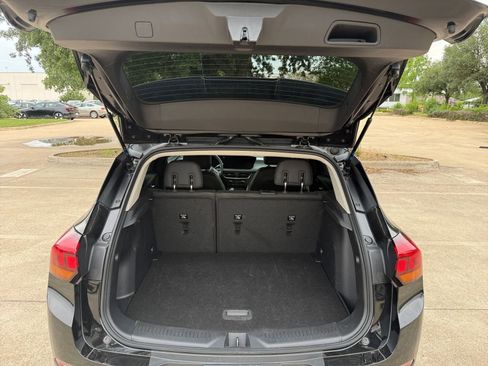 Used 2025 Buick Encore GX Preferred FWD image 32