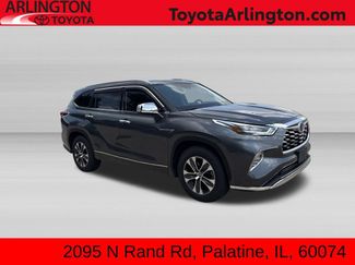Used 2020 Toyota Highlander XLE FWD 360° Tour