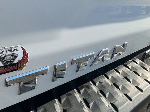 Used 2019 Nissan Titan Platinum Reserve w/ Platinum Utility Package image 15