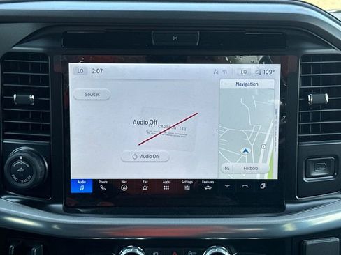 New 2025 Ford F150 Lariat w/ Equipment Group 502A High image 17