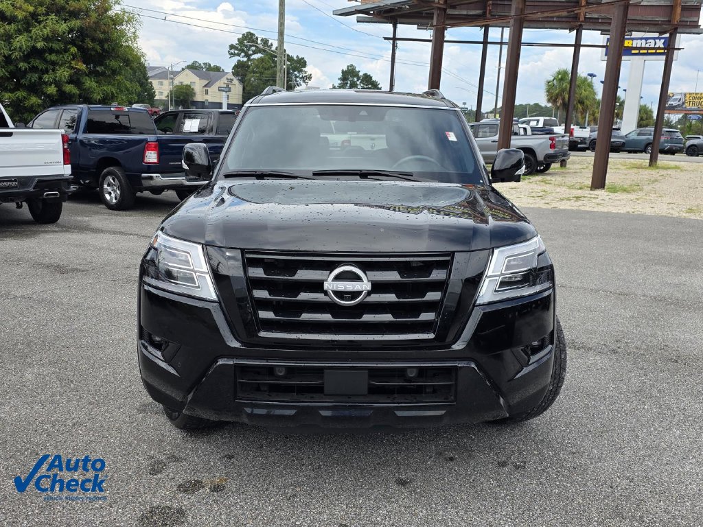 Used 2023 Nissan Armada SL w/ Midnight Edition Package AWD/4WD image 2