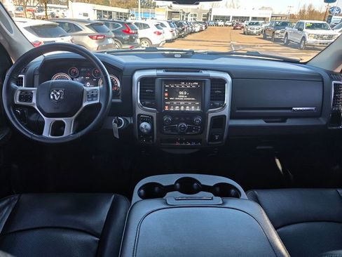 Used 2017 RAM 1500 Laramie image 6