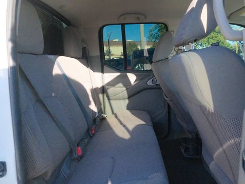 Used 2017 Nissan Frontier SV RWD image 27