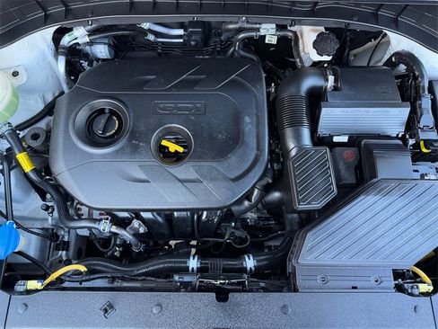 Used 2019 Hyundai Tucson SE w/ Cargo Package image 9