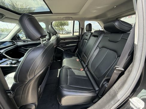 Used 2022 Jeep Grand Cherokee Limited 4xe AWD/4WD image 30