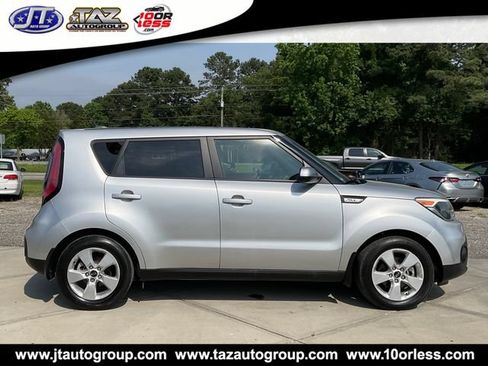 Used 2018 Kia Soul FWD image 8