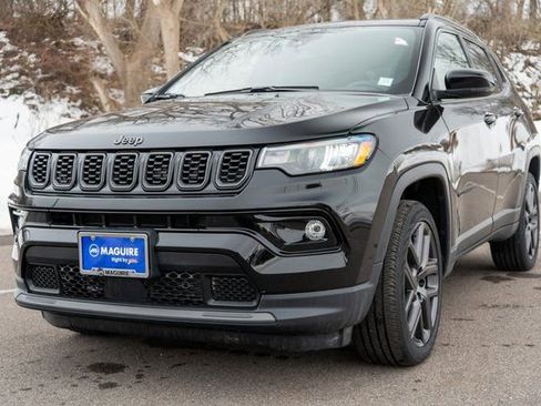 Used 2026 Jeep Compass Limited w/ Sun, Sound & Navigation Group image 2