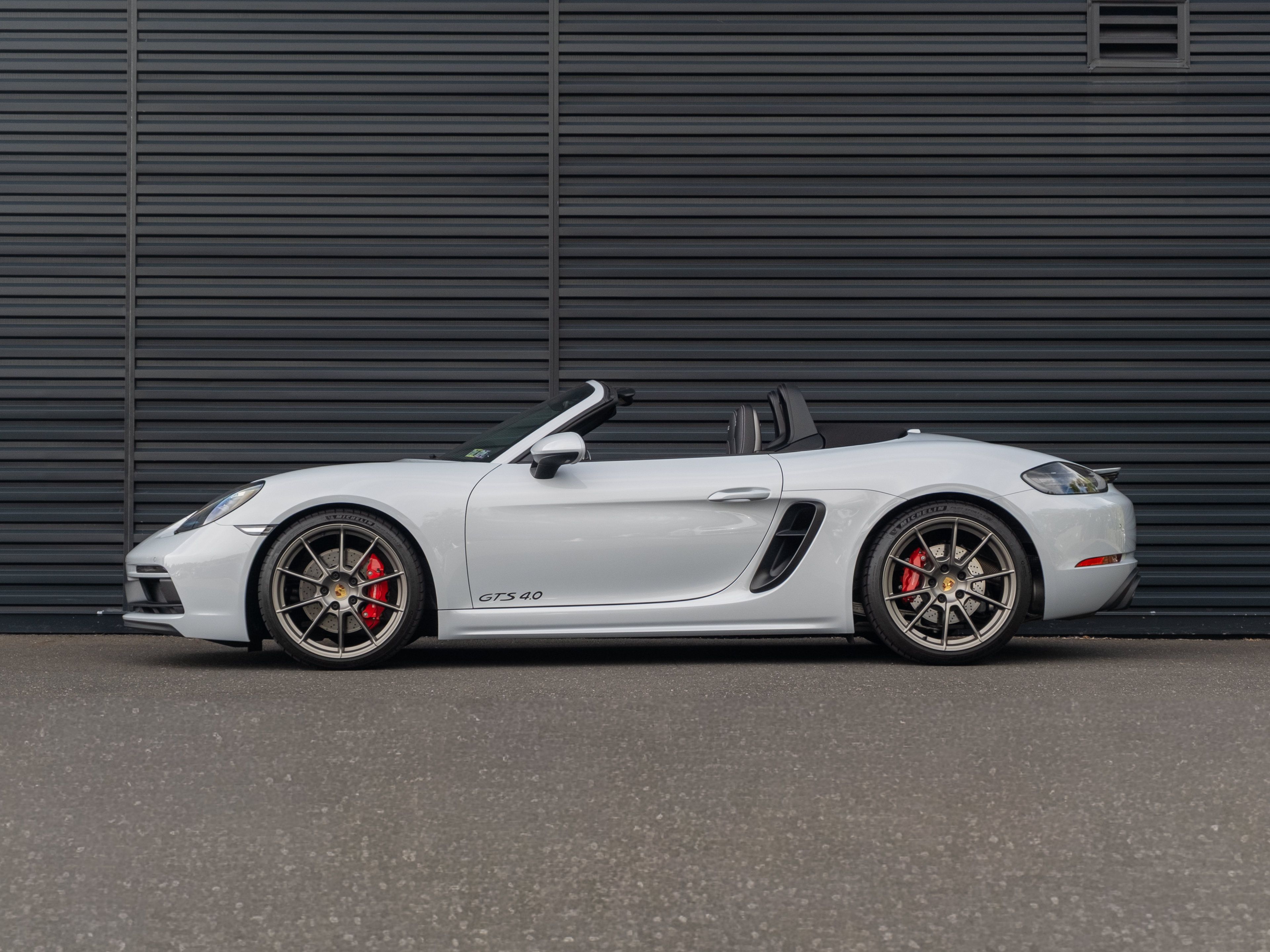 Certified 2024 Porsche 718 Boxster GTS RWD image 2