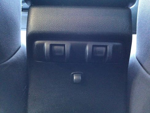 Used 2017 Jeep Wrangler Unlimited Sahara w/ Max Tow Package AWD/4WD image 32