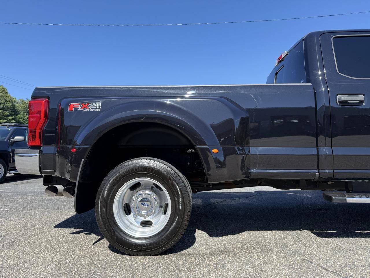 Used 2019 Ford F350 XL w/ STX Appearance Package AWD/4WD image 16