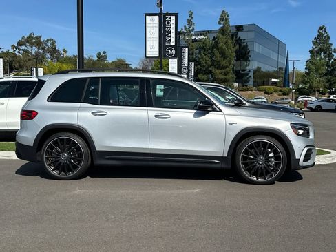 Used 2024 Mercedes-Benz GLB 35 AMG 4MATIC image 2