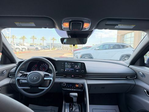 Certified 2023 Hyundai Elantra SEL FWD image 20
