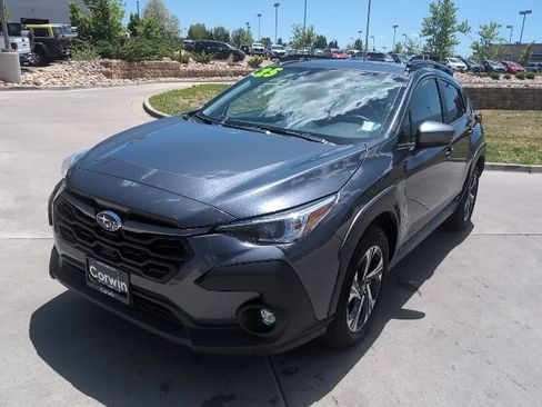 Used 2025 Subaru Crosstrek 2.5i Premium AWD/4WD image 3
