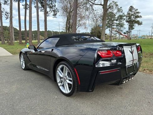 Used 2019 Chevrolet Corvette Stingray Convertible w/ 1LT image 39