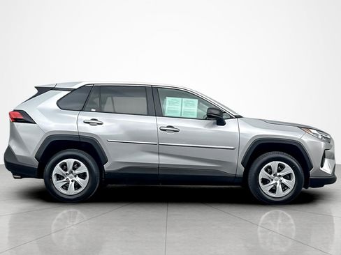 Used 2023 Toyota RAV4 LE AWD/4WD image 6