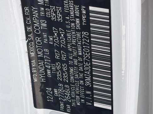 Used 2025 Hyundai Tucson SE FWD image 34