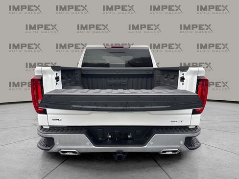 Used 2025 GMC Sierra 1500 SLT image 32
