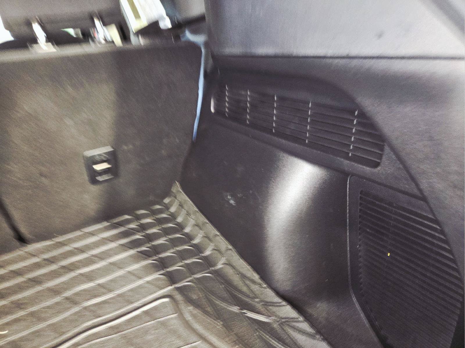 Used 2022 Ford Escape SE w/ Convenience Package FWD image 42