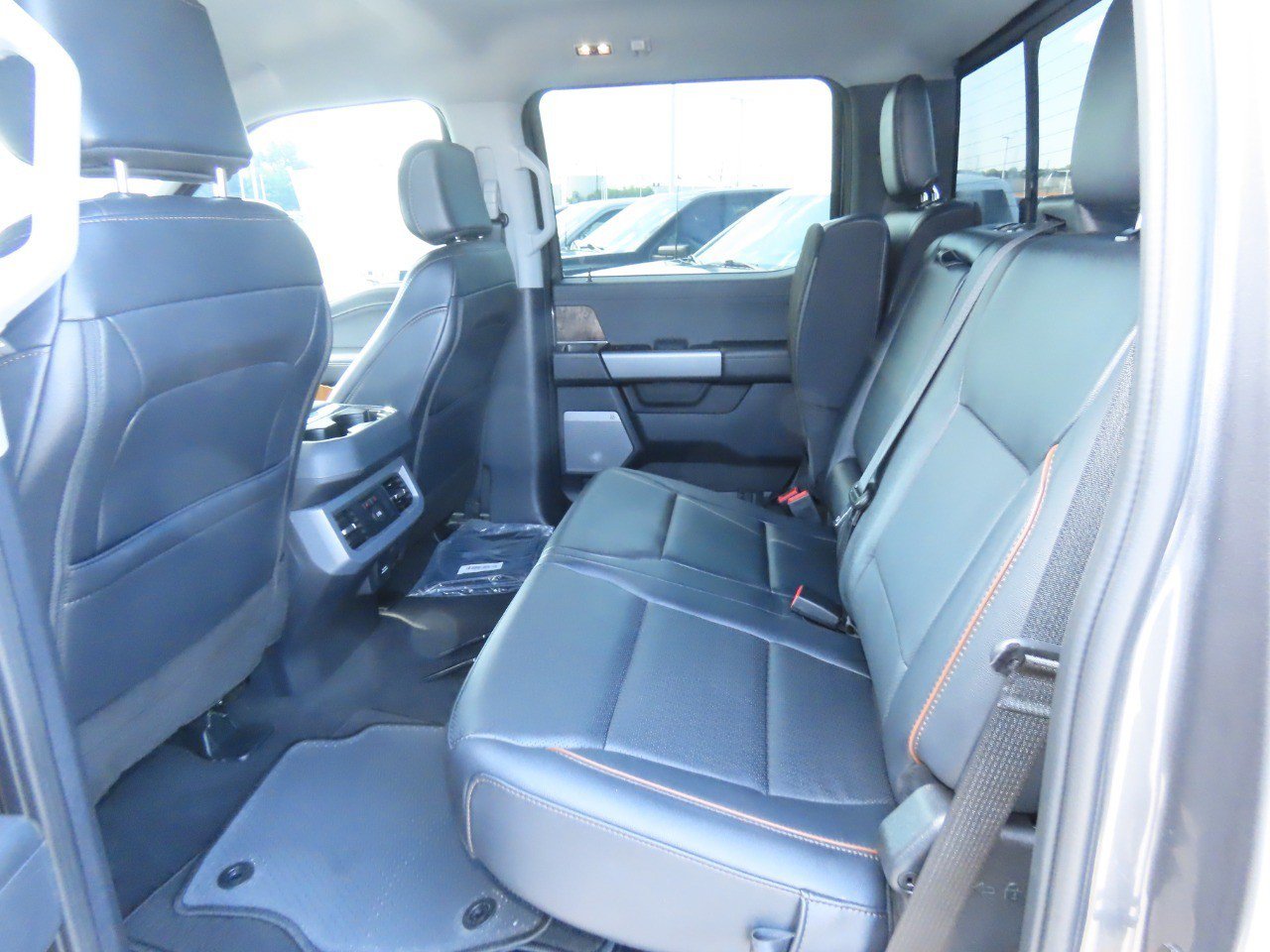 Certified 2025 Ford F250 Lariat w/ Chrome Package AWD/4WD image 19