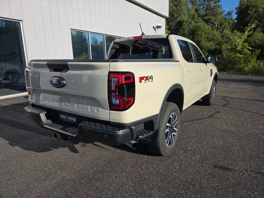 Used 2025 Ford Ranger Lariat w/ FX4 Off-Road Package AWD/4WD image 3