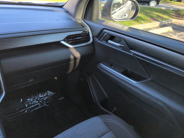 Used 2025 GMC Acadia Elevation w/ Black Edition FWD image 16