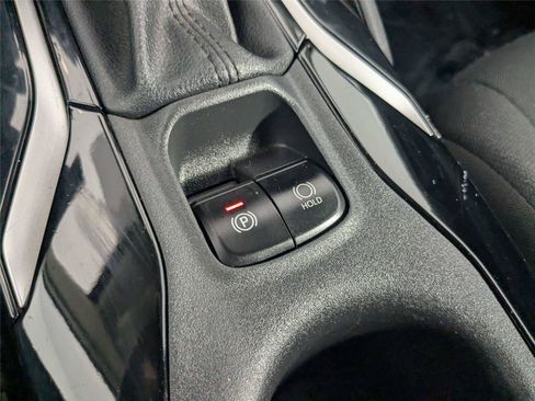 Used 2022 Toyota Corolla LE FWD image 24