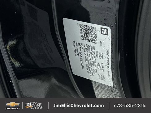 Certified 2025 Chevrolet Corvette Stingray Coupe w/ 1LT image 32