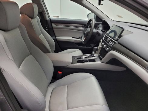 Used 2018 Honda Accord LX image 21