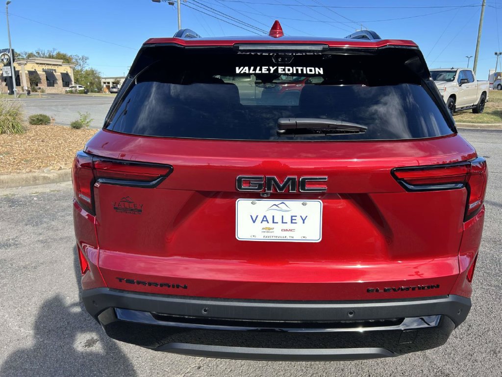 New 2027 GMC Terrain Elevation w/ Elevation Premium Package FWD image 5