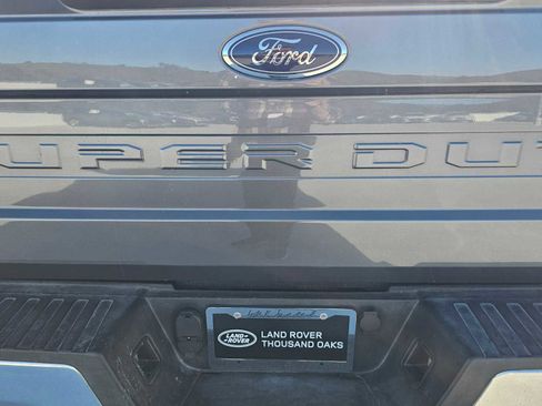 Used 2021 Ford F250 Lariat image 13