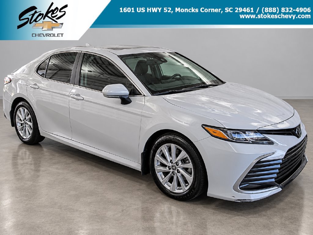 Used 2023 Toyota Camry LE w/ Convenience Package FWD image 1