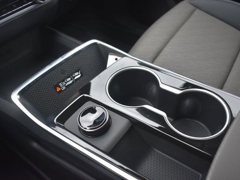 New 2026 Chevrolet Equinox LT w/ Convenience Package II image 27