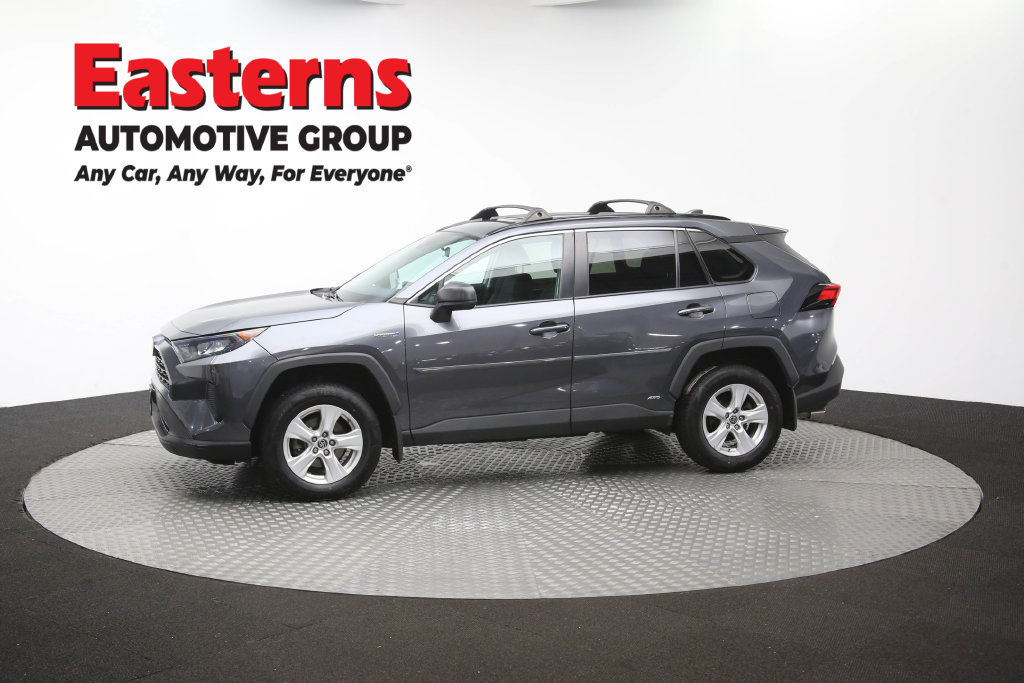 Used 2021 Toyota RAV4 LE w/ Carpet Mat Package (TMS) AWD/4WD image 61