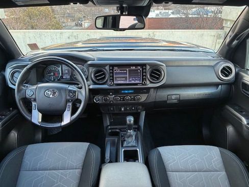 Used 2023 Toyota Tacoma TRD Sport w/ Black Out Package (TMS) image 15