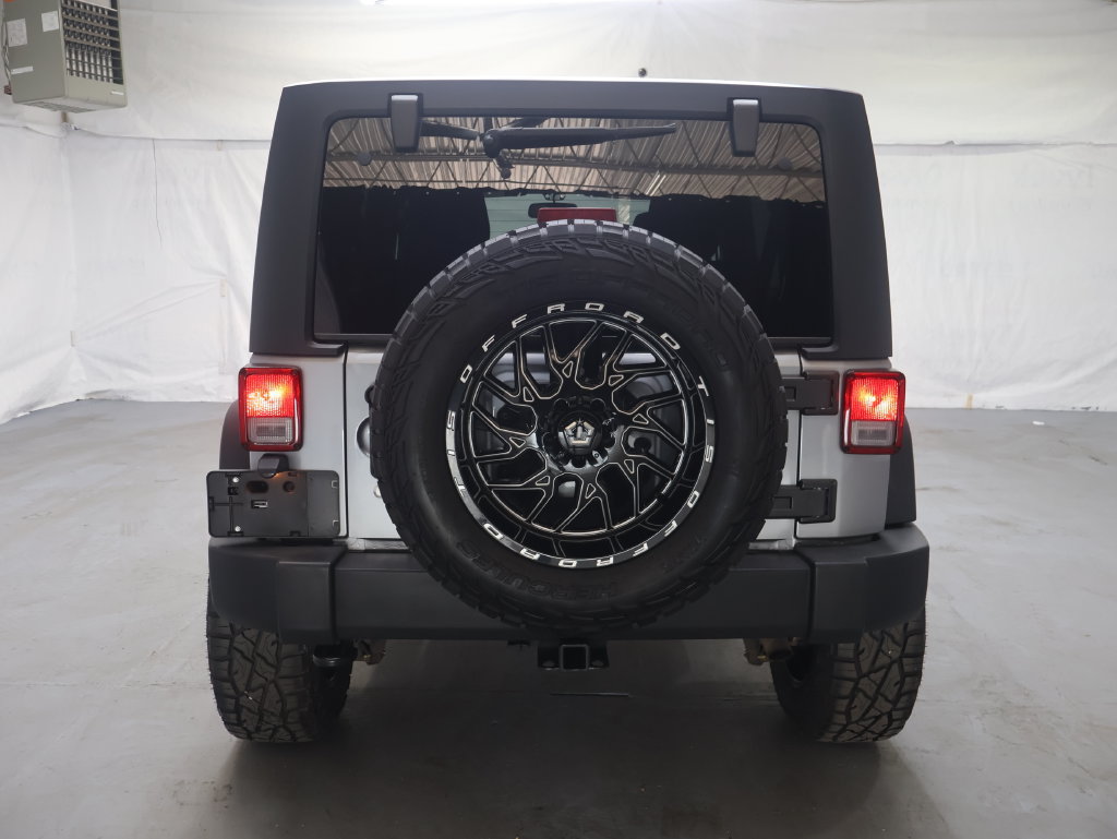 Used 2018 Jeep Wrangler Unlimited Sport S AWD/4WD image 6