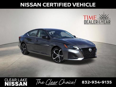 Certified 2025 Nissan Altima 2.5 SR w/ SR Premium Package FWD image 1