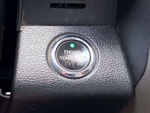 Used 2016 Ford F150 Lariat w/ Equipment Group 502A Luxury AWD/4WD image 27